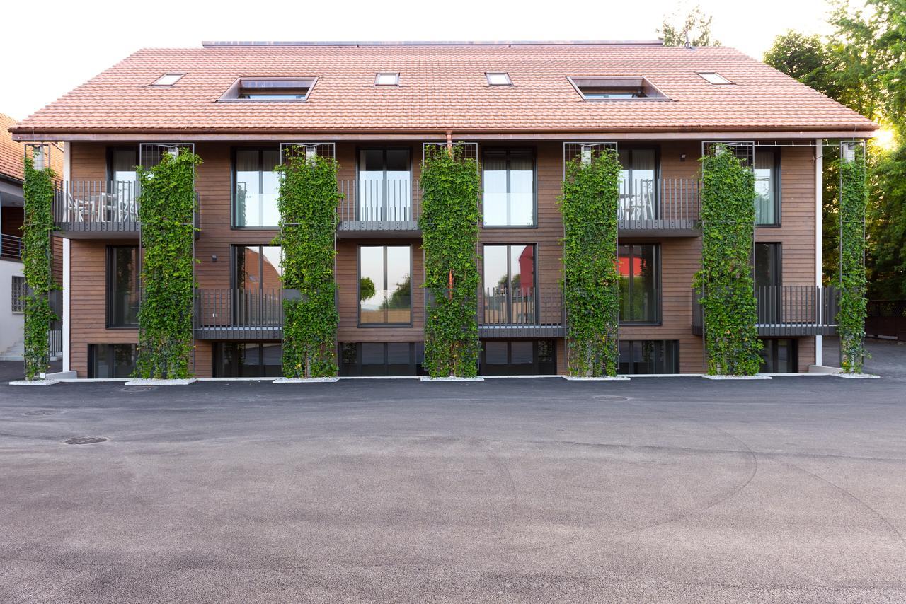 Hotel La Croix Blanche Hauterive  Exterior photo