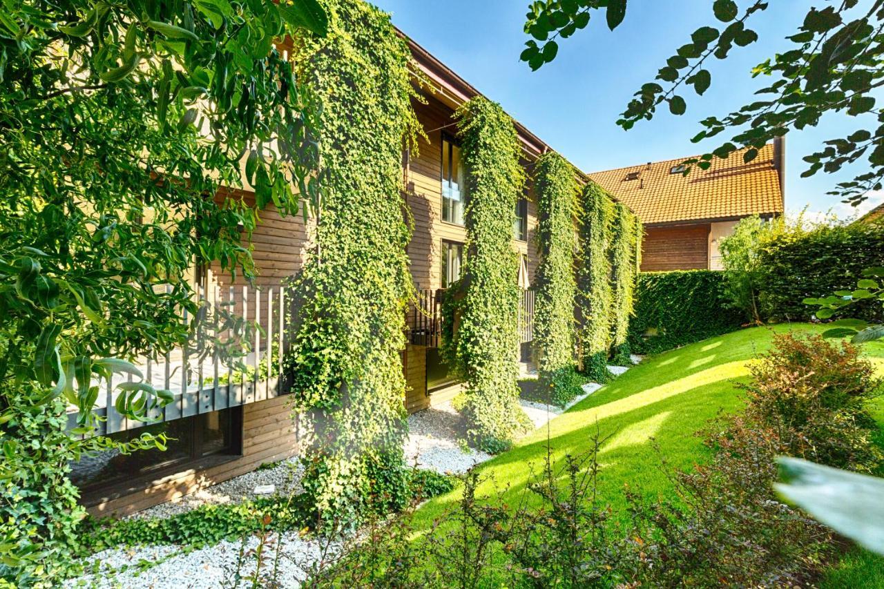 Hotel La Croix Blanche Hauterive  Exterior photo